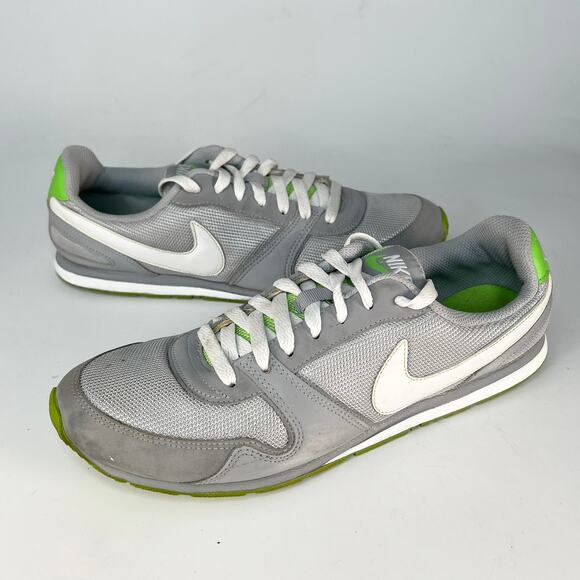 Nike Eclipse II Running Sneakers Shoes Grey Green Women 10 - Picture 1 of 12